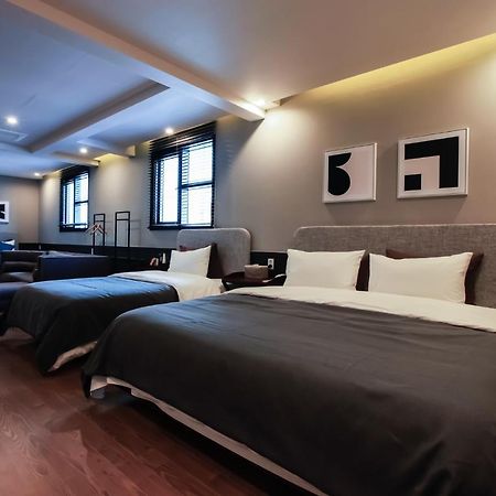 Brown-Dot Hotel Yangjeong ปูซาน ภายนอก รูปภาพ