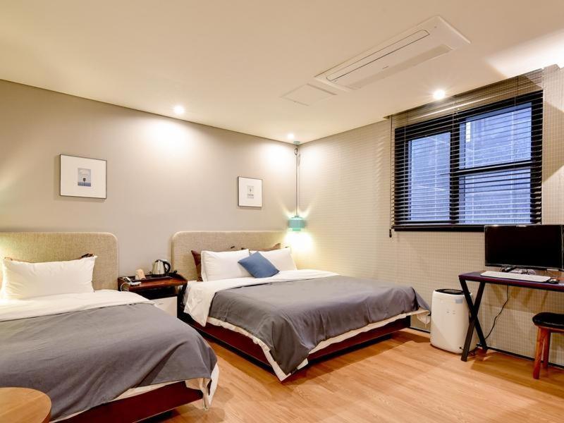 Brown-Dot Hotel Yangjeong ปูซาน ภายนอก รูปภาพ