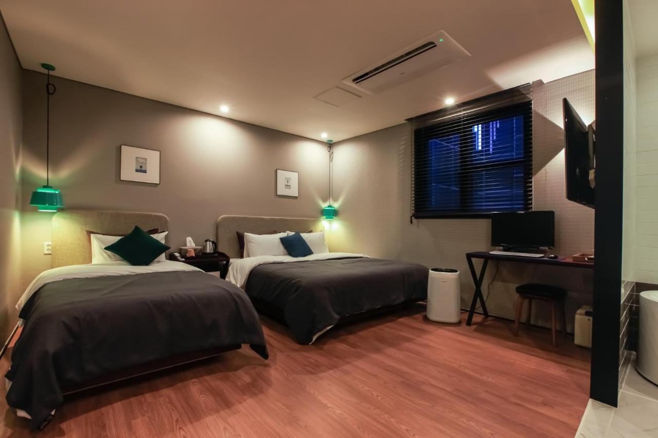 Brown-Dot Hotel Yangjeong ปูซาน ภายนอก รูปภาพ