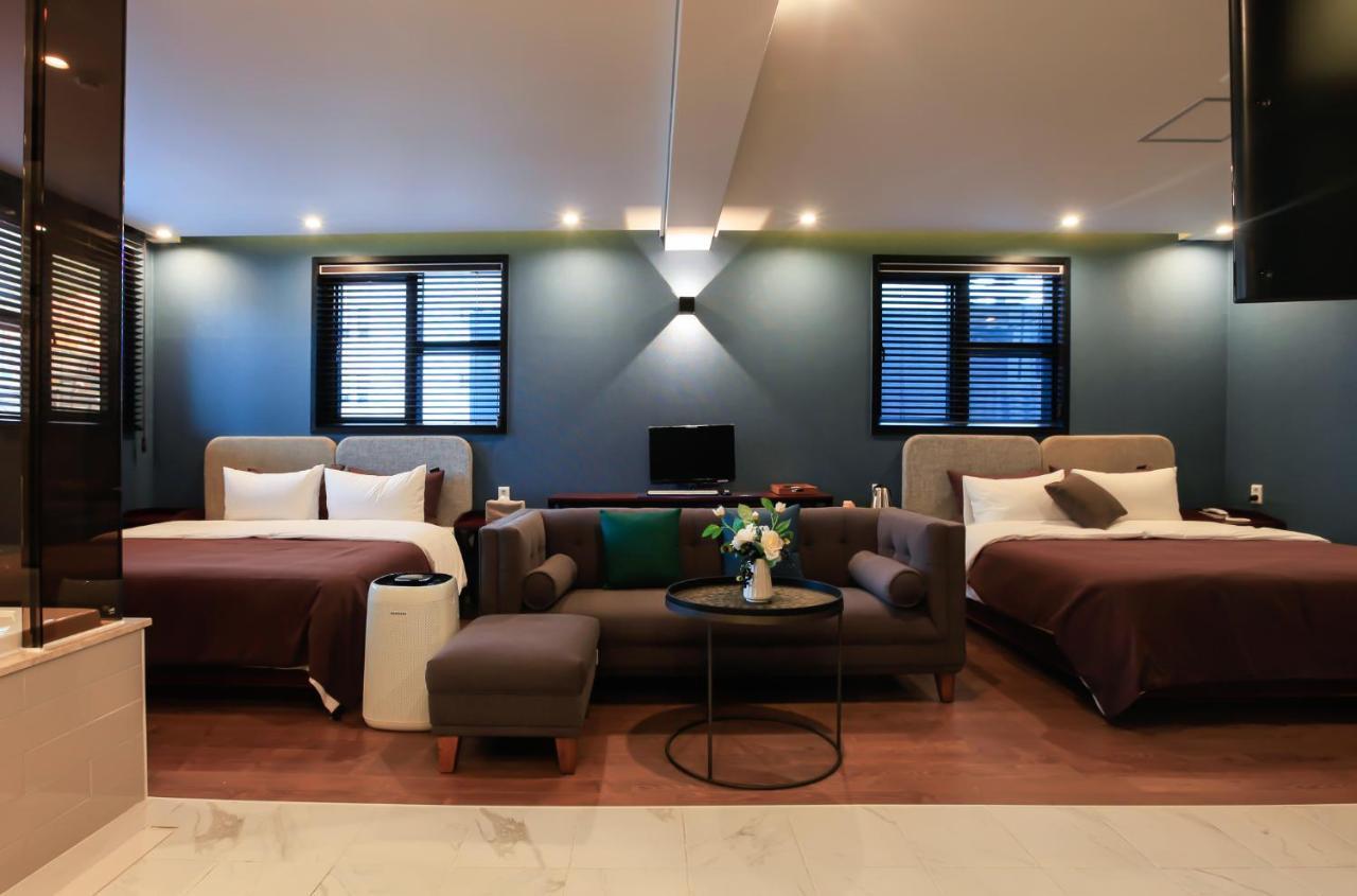 Brown-Dot Hotel Yangjeong ปูซาน ภายนอก รูปภาพ